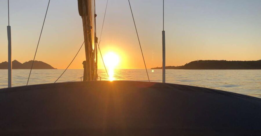Sunset on a luxury sailing yacht - Lagos - Algarve - What We Love About This Tour