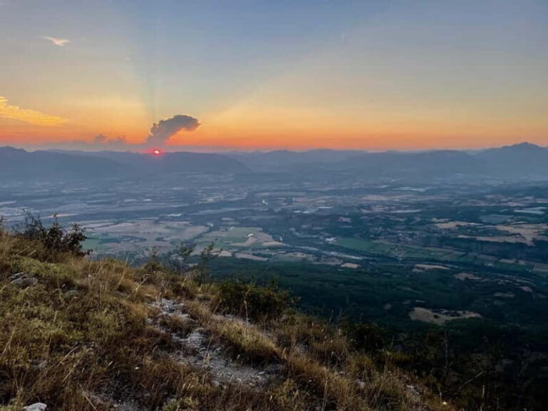 Sunset on Gâche mountain - Panoramic view of the Alps - Exploring the Gâche Mountain Sunset Hike in Detail