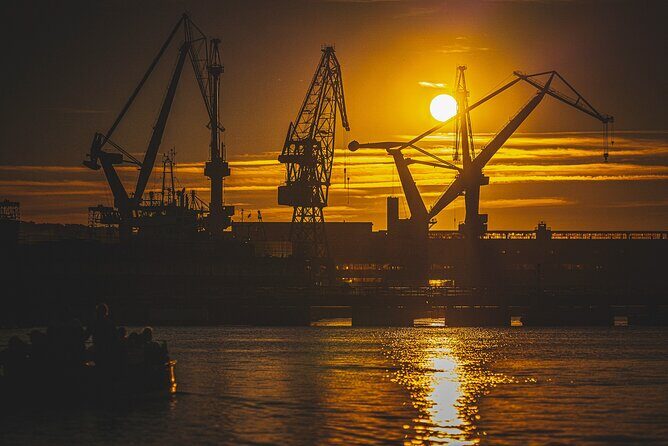 Sunset on the Shipyard and Old Town Evening Cruise - The Sum Up