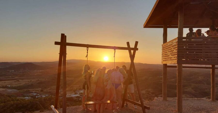 Sunset Safari - Authentic Experiences and Genuine Value