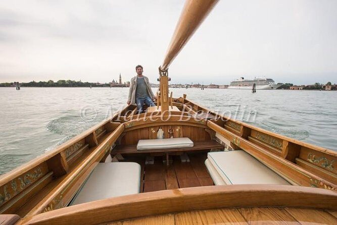Sunset Traditional Boat Tour with Prosecco - Why You Should Consider This Experience