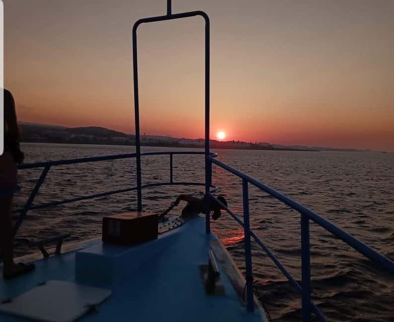 Sunset trip to blue lagoon with pizza buffet and champaine. - A detailed look at the sunset cruise experience