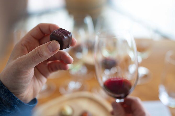 Sunset Wine Tasting Experience at Passel Estate - Exploring the Experience