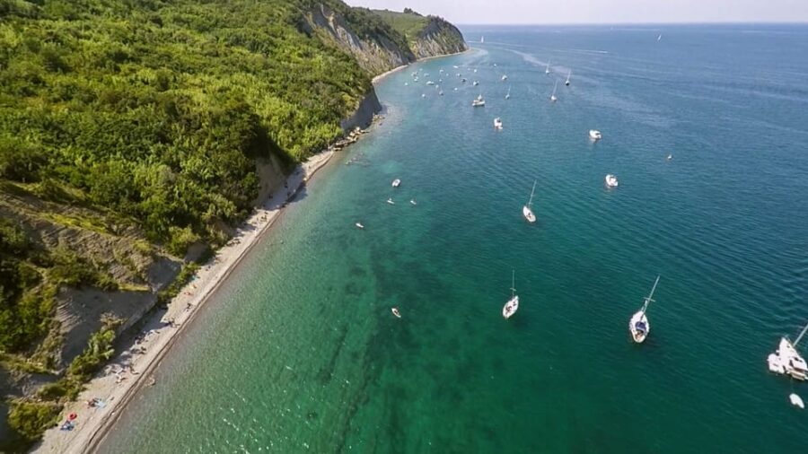 SUP Adventure: Paddle through the Magical Moon Bay - Who Should Consider This Tour?
