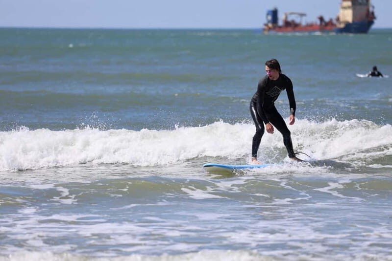 Surf lessons in Figueira da Foz - What Makes These Surf Lessons Stand Out?