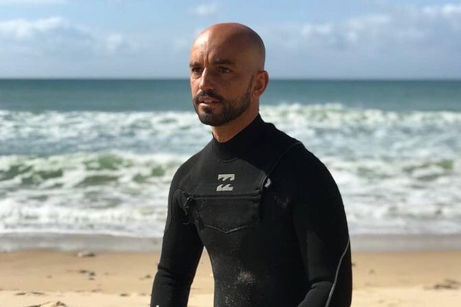 Surf lessons in the Algarve - An Introduction to the Algarve Surf Experience