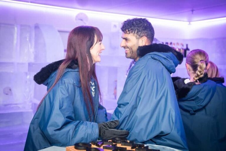 Surfers Paradise: IceBar Entry Ticket and Drink - The Drinks and the Atmosphere