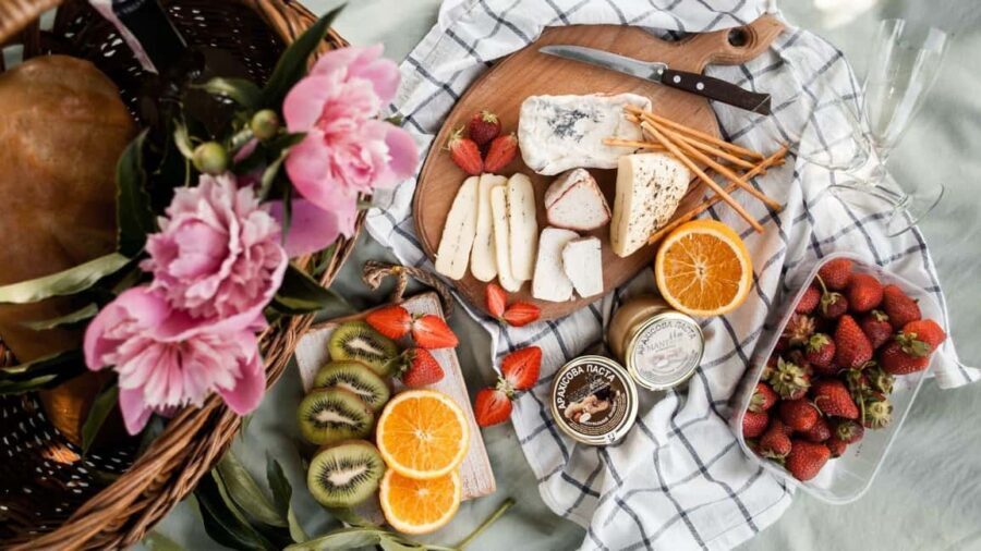 Surprise Proposal Picnic - Paris Proposal Planner - An In-Depth Look at the Surprise Proposal Picnic