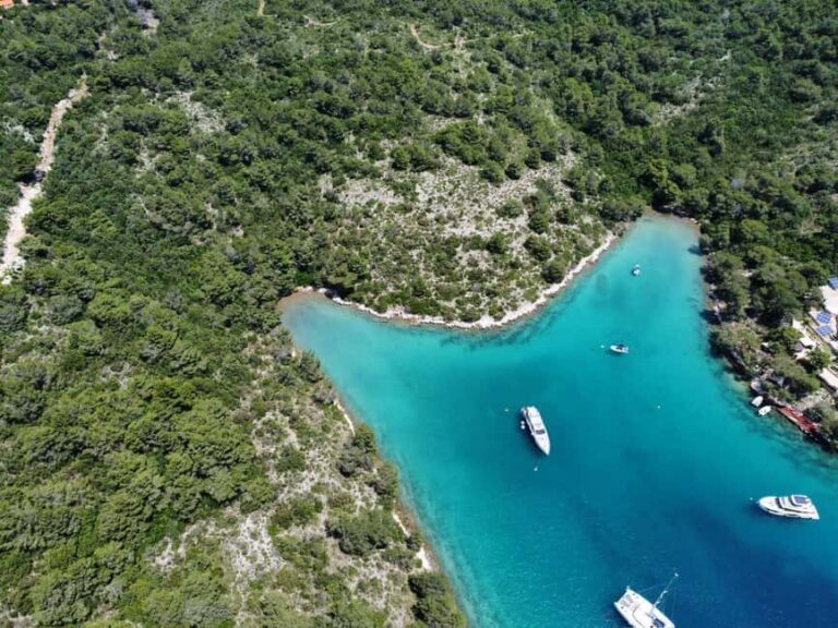 Sv. Filip i Jakov: Sailing Adventure - An In-Depth Look at the Sv. Filip i Jakov Sailing Tour