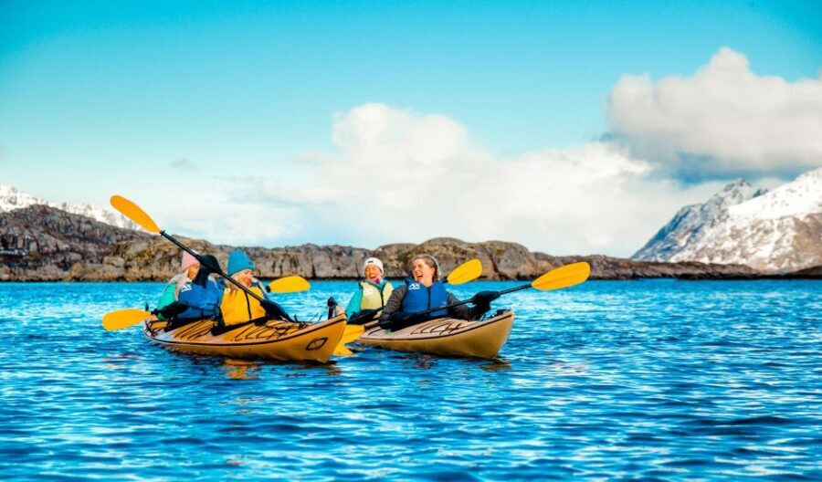 Svolvaer: 2-Hour Winter Kayaking Adventure - Exploring the Svolvær Kayaking Experience