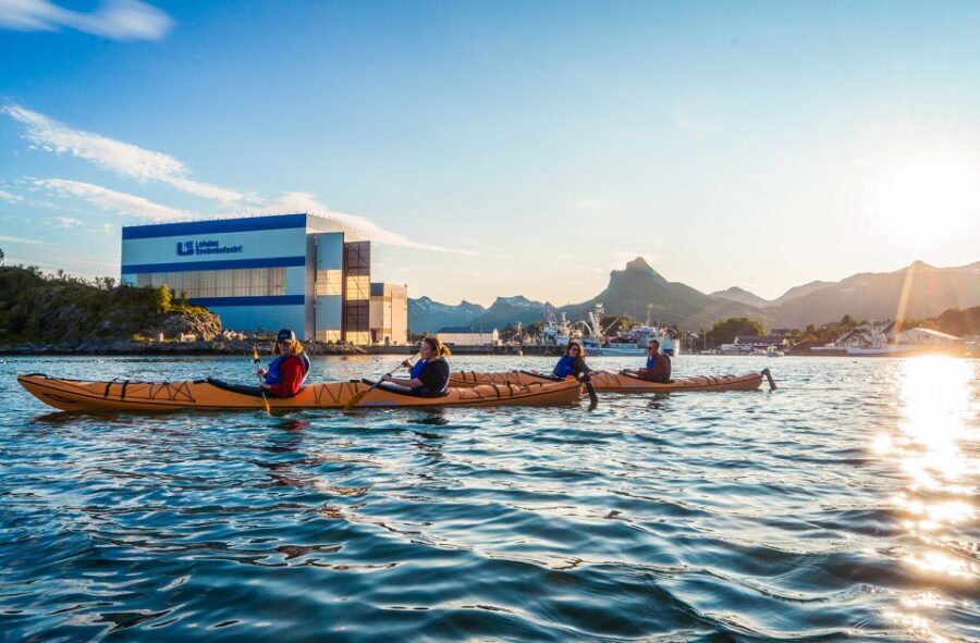 Svolvær: Evening Kayaking Adventure - Learning about Lofoten’s Culture and History