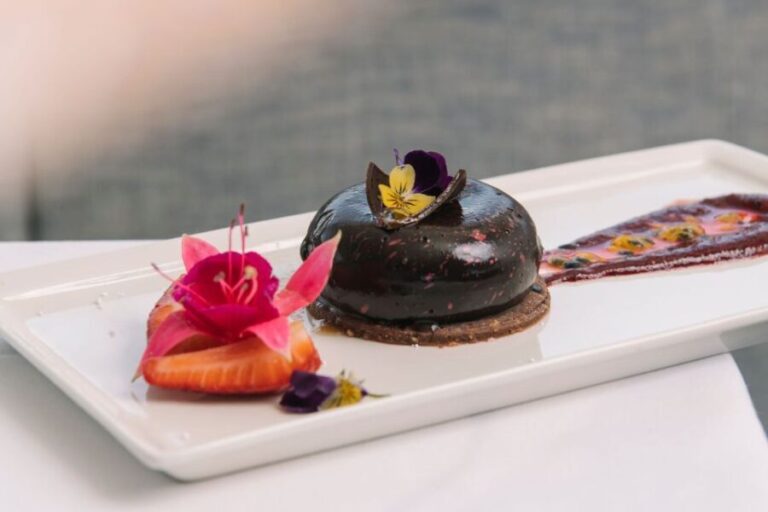 Sydney: 3-Course All Inclusive Dinner Harbour Cruise - The Dining Experience