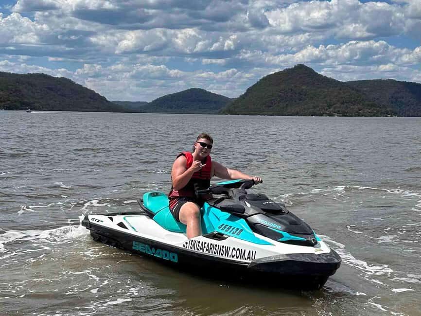 Sydney: 30 min Jet Ski Safari - The Value of a Short but Action-Packed Experience