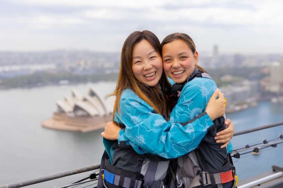 Sydney: BridgeClimb Mandarin Summit Insider - A Closer Look at the Sydney BridgeClimb Mandarin Summit Insider