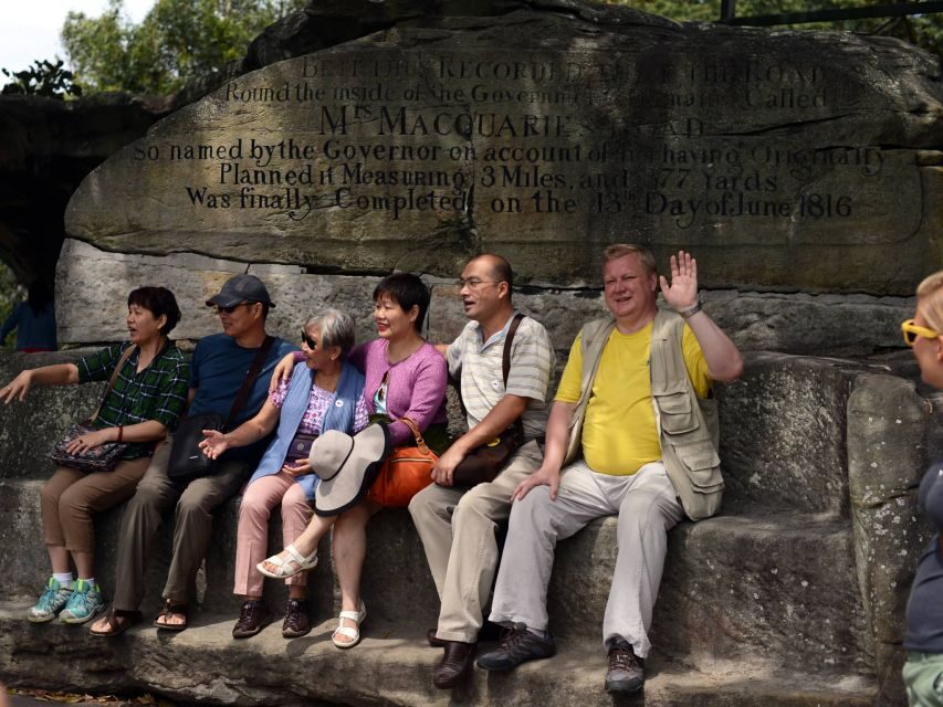 Sydney: City Highlights Guided Bus Tour