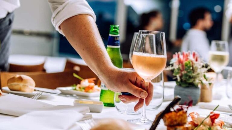 Sydney: Dinner Cruise with 3-Course Meal - The Views: An Unmatched Perspective of Sydney