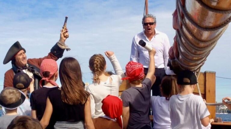 Sydney Harbor: Theatrical Pirates Cruise - FAQ