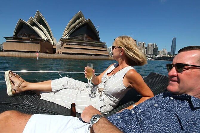 Sydney Harbour Sightseeing with Lunch and Live Commentary - Who Is This Tour Best For?