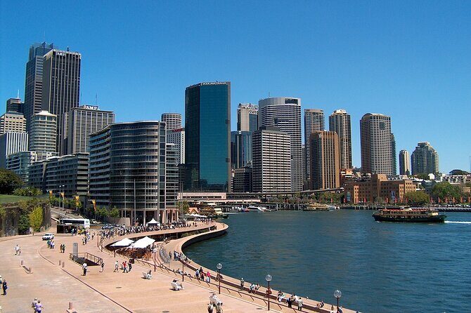 Sydney Must-See Attractions Walking Tour With A Guide - Who Should Consider This Tour?