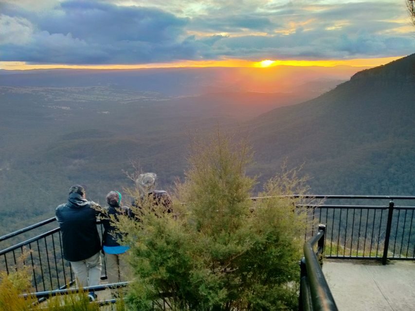 Sydney: Private Blue Mountains, Waterfalls, Walks & Meals