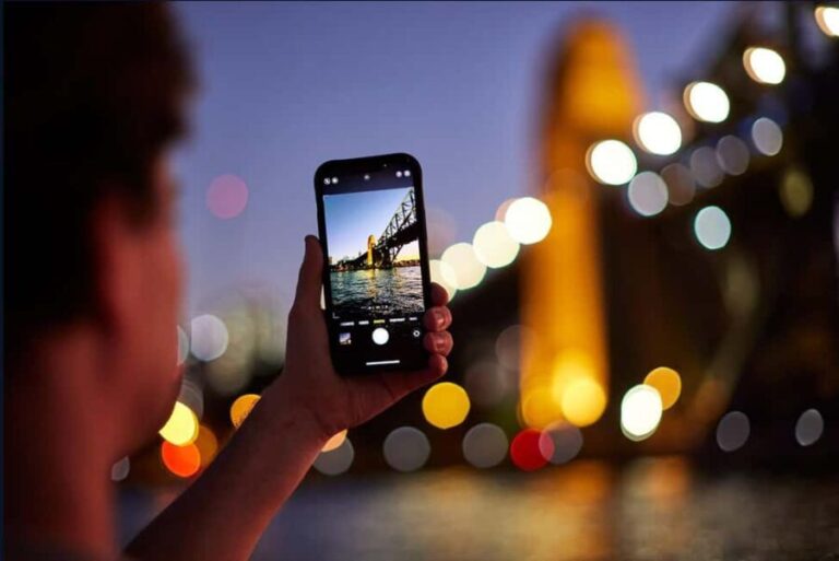 Sydney: VIVID Private Luxury Cruise - Why Choose This Experience?