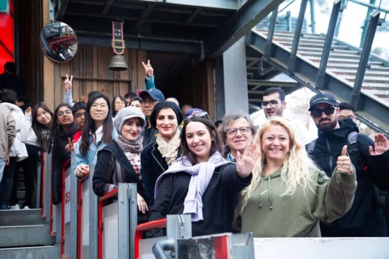 Sydney: Zoo, Blue Mountains and Scenic World Mandarin Tour - Exploring the Blue Mountains: A Practical Guide to the Sydney: Zoo, Blue Mountains, and Scenic World Mandarin Tour