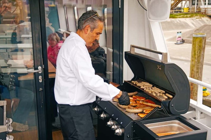 Sylt: BBQ-Boat trip | BBQ buffet straight from the grill & Welcome-Drink - Authentic Insights from Past Guests