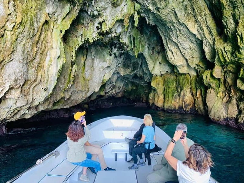 Syracuse: PRIVATE tour with PROSECCO - A Detailed Look at the Syracuse Private Boat Tour with Prosecco