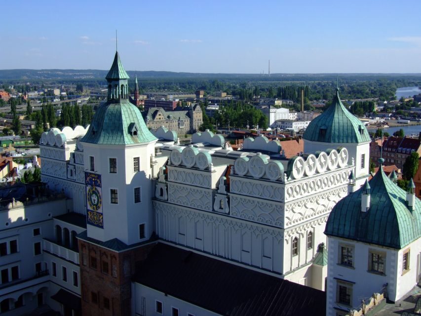 Szczecin Pomeranian Dukes Castle Exterior Private Tour - The Value of a Private Guided Tour in Szczecin