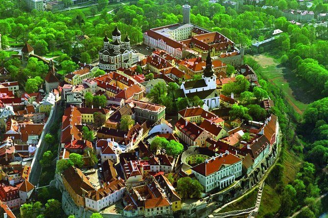 Tallinn Shore Excursion: Tallinn Sightseeing Tour by Coach and Foot - FAQs