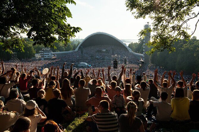 Tallinn Sightseeing Tour by Coach and Foot - An In-Depth Look at the Tallinn Sightseeing Tour by Coach and Foot