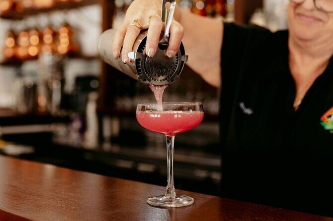Tamborine Mountain Distillery Cocktail Masterclass - Who Should Book This Tour?
