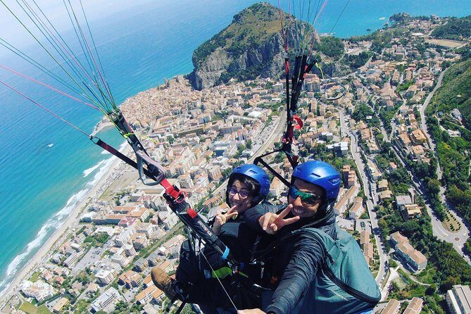 Tandem Paragliding Flight in Cefalù - The Details of a Cefalù Paragliding Flight