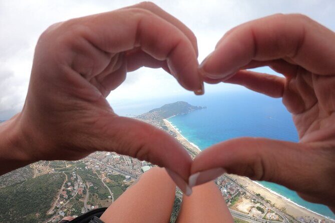 Tandem Paragliding from Antalya to Alanya - Who Should Consider This Experience?