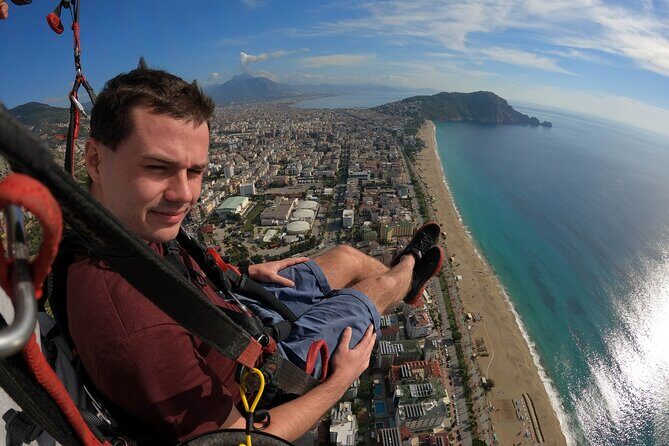 Tandem Paragliding in Alanya with Professional Licensed Pilots - What Makes This Tour Stand Out