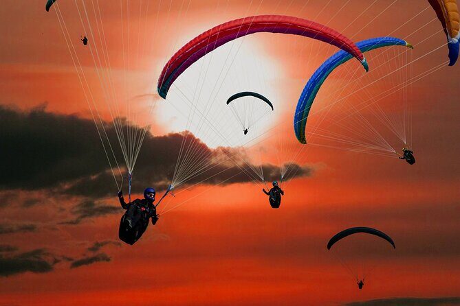 Tandem Paragliding Tour in Alanya with Roundtrip Transfer