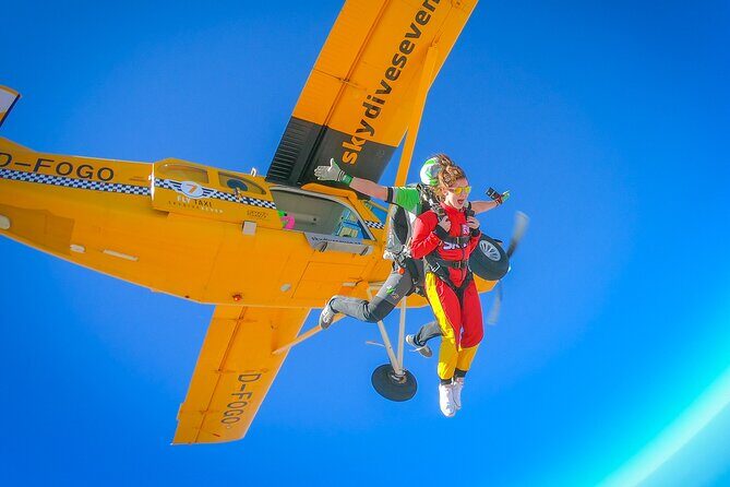 Tandem Skydiving  30 min from Albufeira - Is This Skydiving Tour Right for You?
