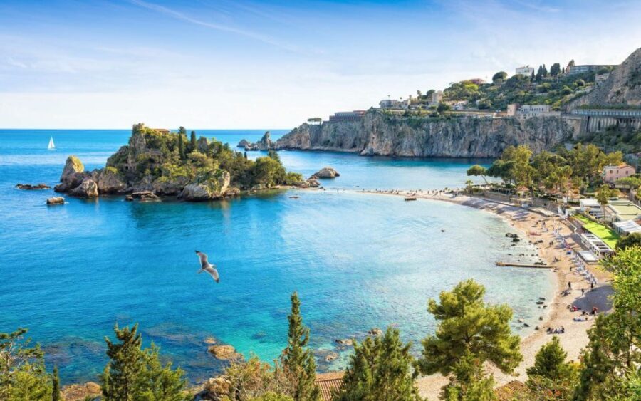 TAORMINA: TOUR IN CATAMARANO A ISOLABELLA CON APERITIVO - Who Is This Tour Best For?