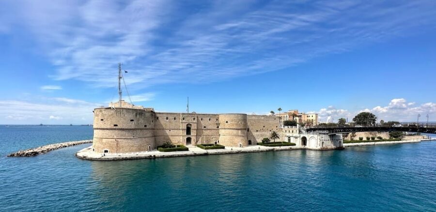 TARANTO WALKING TOUR - An In-Depth Look at the Taranto Walking Tour
