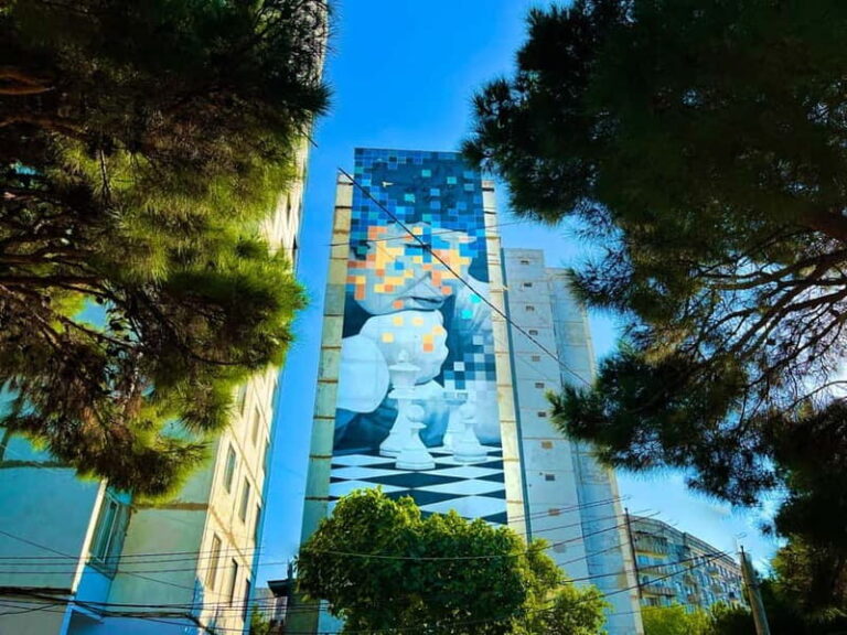 Tbilisi: 100+ Graffiti & Murals, Street Art Guided Tour - Cultural and Artistic Context