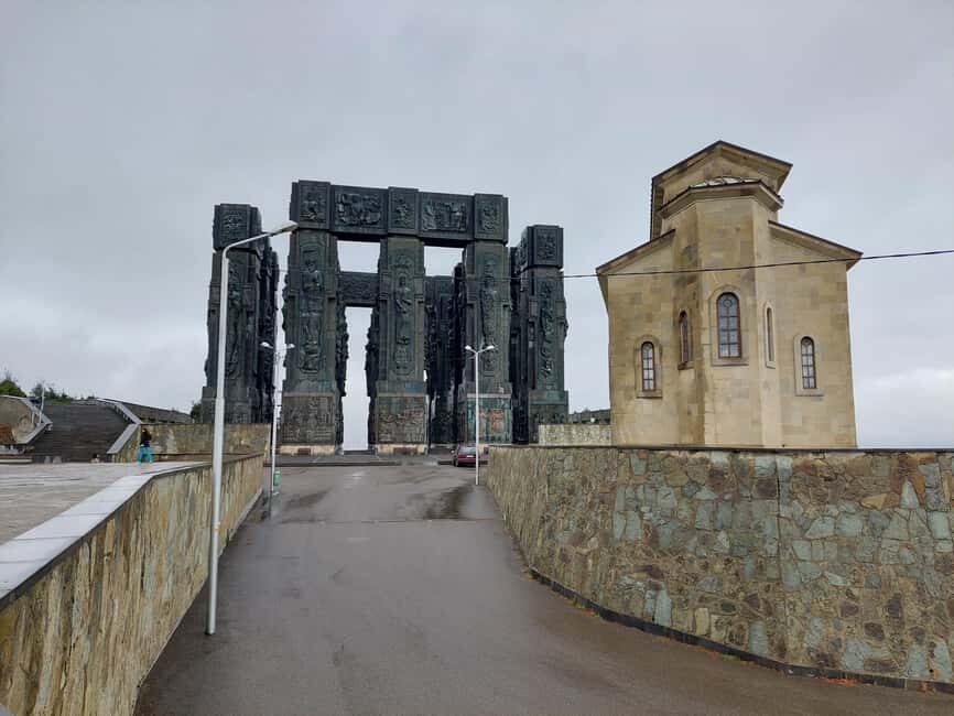 Tbilisi: 3-Day Old Town, Kakheti, and Dashbashi Tour - Dashbashi Canyon and the Glass Bridge