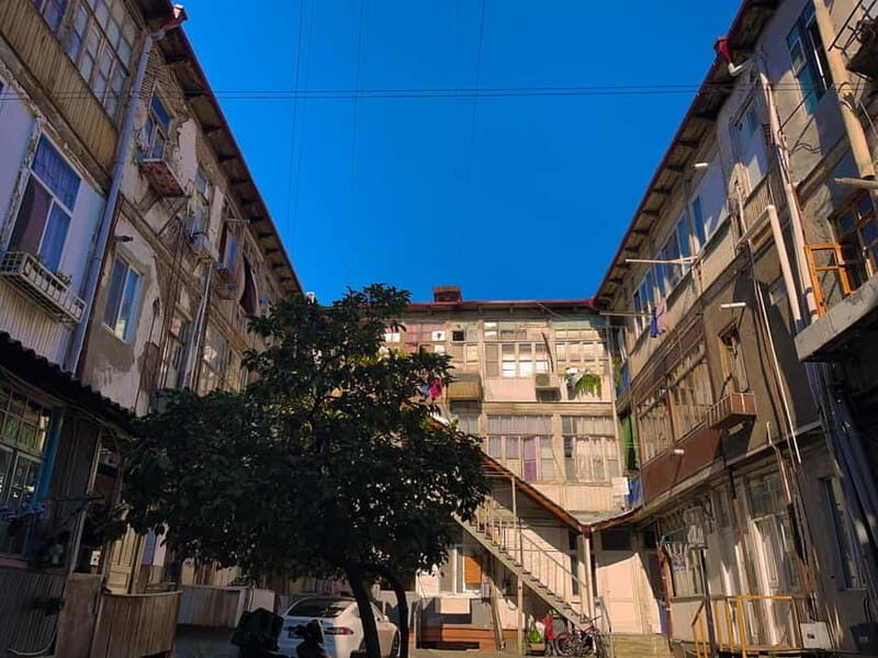 Tbilisi: Hidden Backyards Guided Tour - In-Depth Review of the Tour Experience