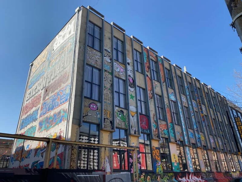 Tbilisi: Left Bank Alternative Street Food Tour with Drinks - A Deep Dive into the Left Bank Street Food Tour