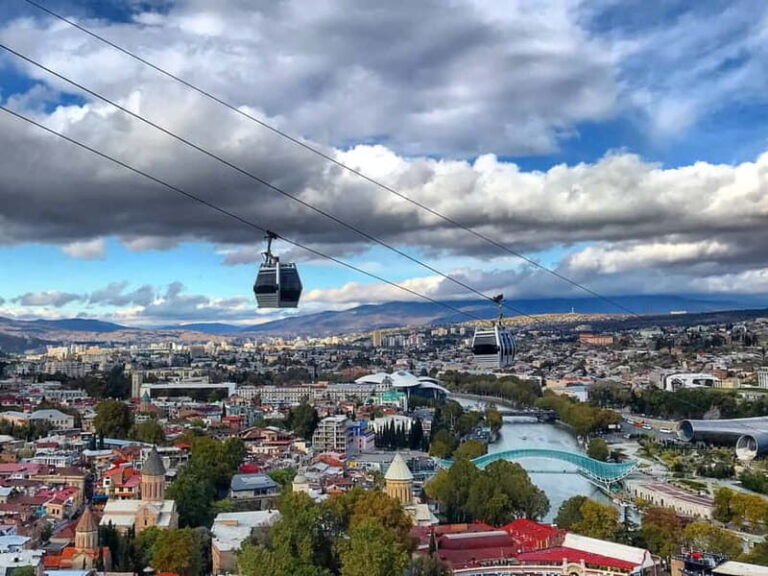 Tbilisi: Old Town Walking Tour - Must-See Attractions - The Sum Up