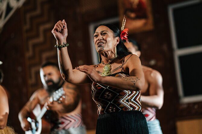 Te Puia and Polynesian Spa Day Tour from Auckland - Maori Culture and Performances