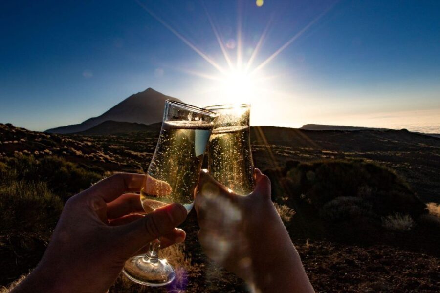 Teide: Guided Sunset & Stargazing Tour by Night with Dinner - A Deep Dive into the Experience