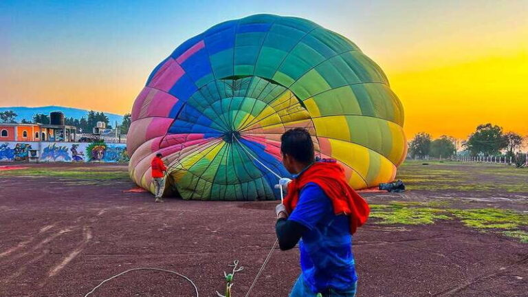 Teotihuacan: Hot Air Balloon Ride with Breakfast - Who Would Love This Experience?