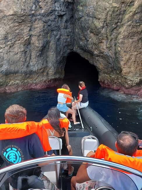 Terceira Island:Ilheus das Cabras -Boat Trip - An In-Depth Look at the Ilhéus das Cabras Boat Trip