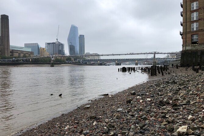 Thames Beachcombing - Practical Tips for Your Thames Mudlarking Day