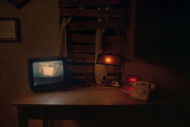 "The Basement" Escape Room - A Deep Dive into "The Basement" Escape Room Experience